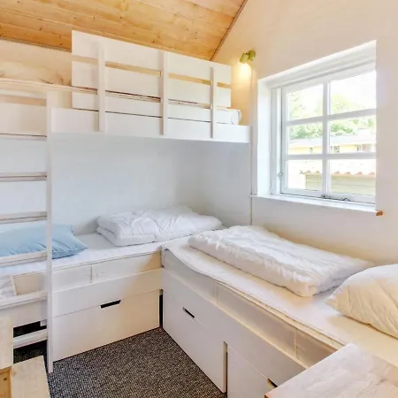 Holiday home Berglind - 850m From The Sea In Se Jutland By Interhome *