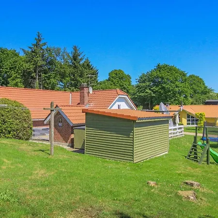 Holiday home Berglind - 850m From The Sea By Interhome *
